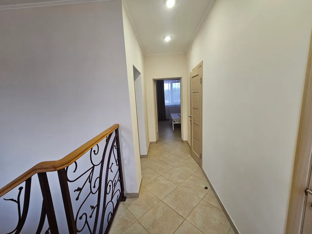 Коттедж Дом в 5 минутах от моря — Новоотрадное