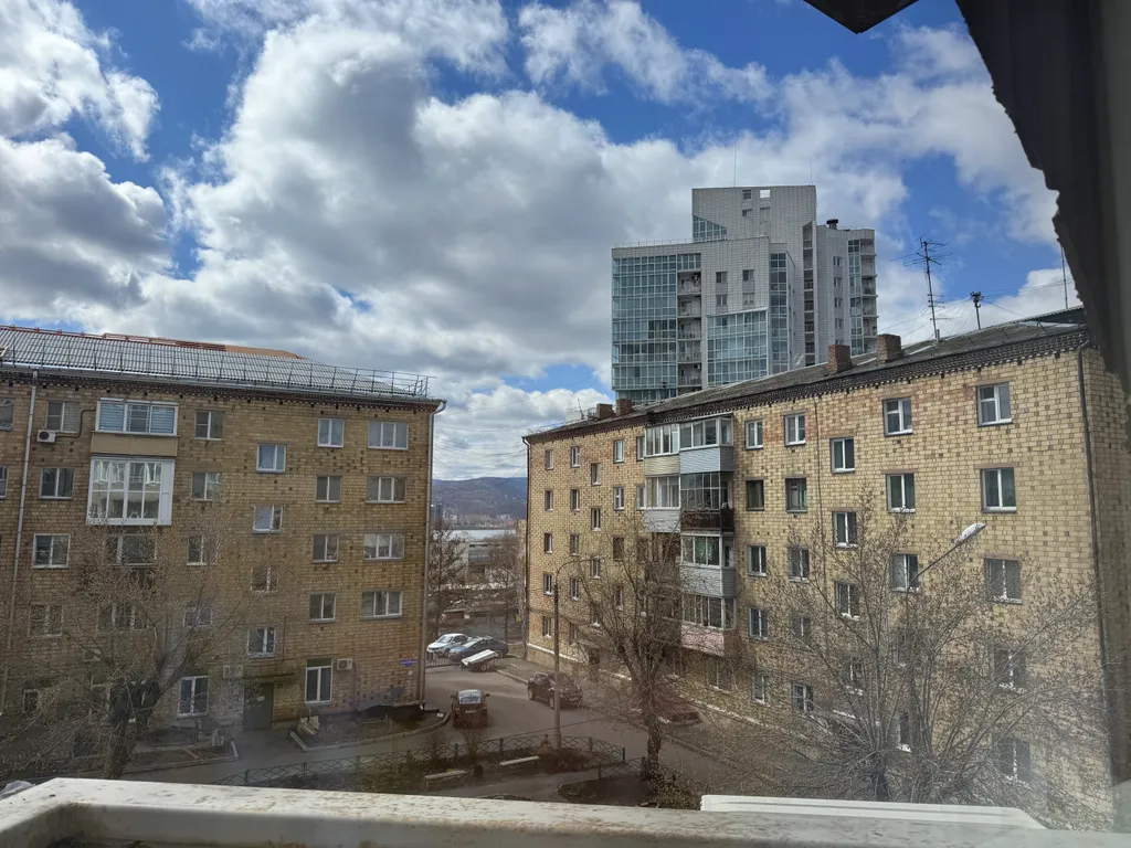 Квартира Квартира Двухкомнатная в центре — Красноярск