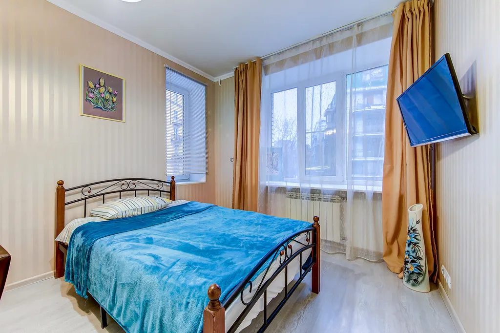 Большая 3-комнатная квартира с видом на Неву и корабли Центр города