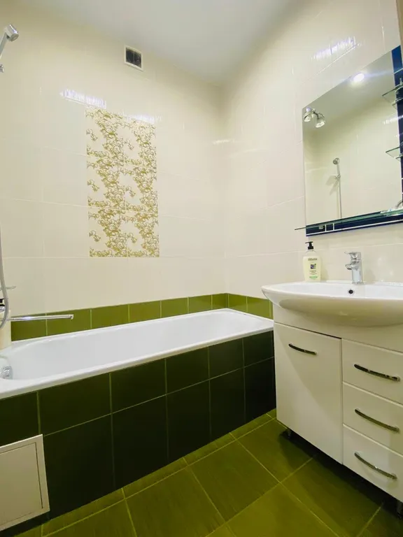 Апартаменты с видом на реку в современном районе города