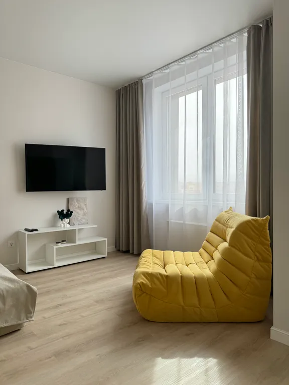 Квартира Квартира Стильная студия в ЖК Мичуринские аллеи — Красноярск