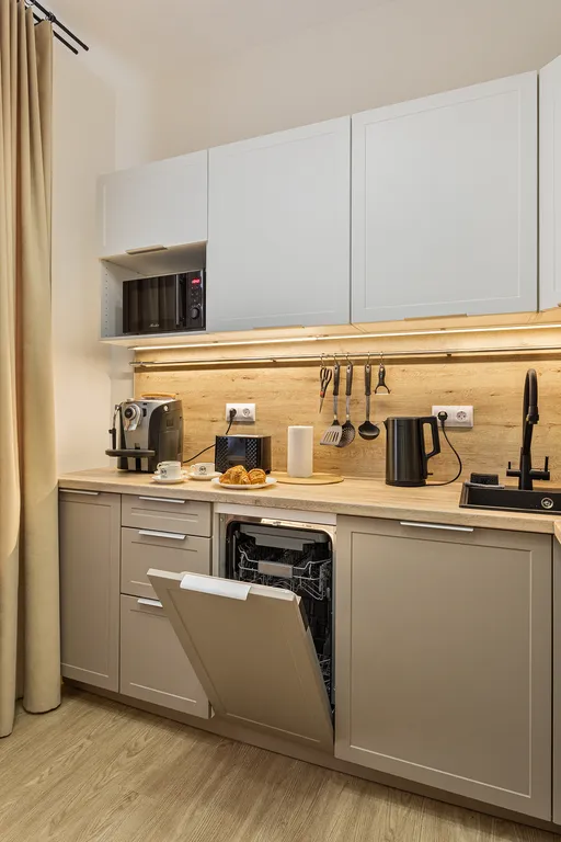 FullHouseApart Дизайнерские апартаменты на вокзальной площади