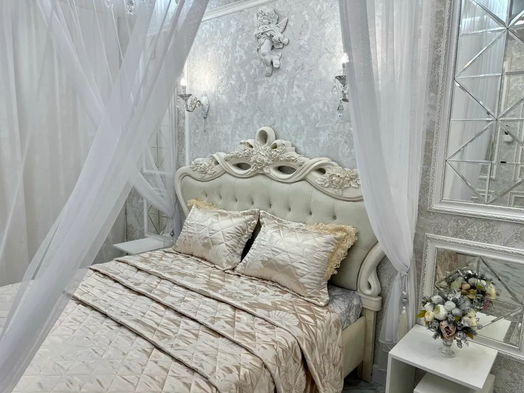 Апартаменты в античном стиле, гармония прошлого и настоящего