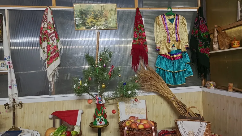 Номер -горница (комната) из казачьего куреня станицы Каменская