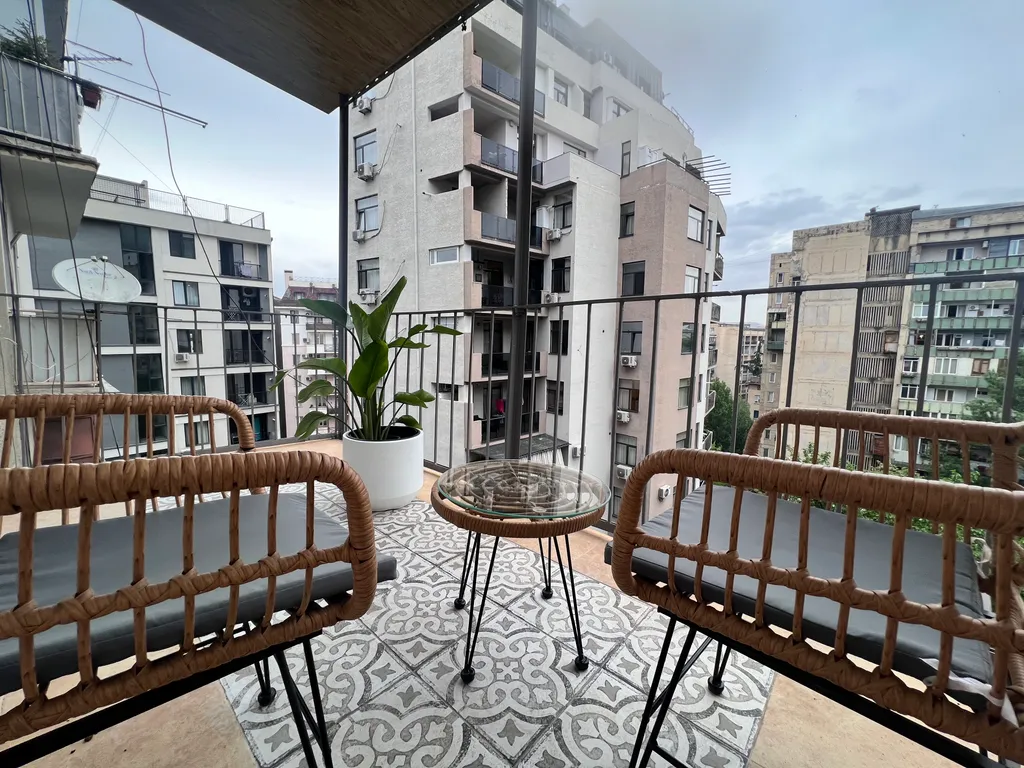 Студия в Ваке