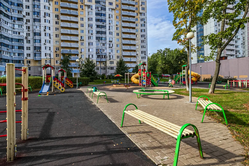 Квартира Двухкомнатная квартира у метро Пионерская — Москва