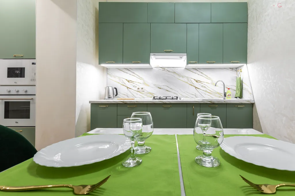 Уютная квартира с видом на липы и сосны