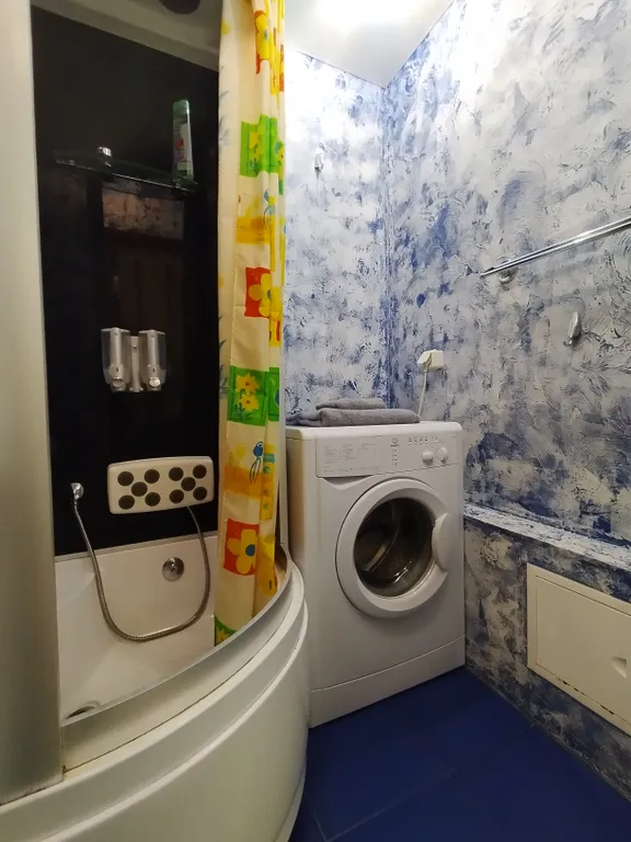 Квартира с шикарной кроватью