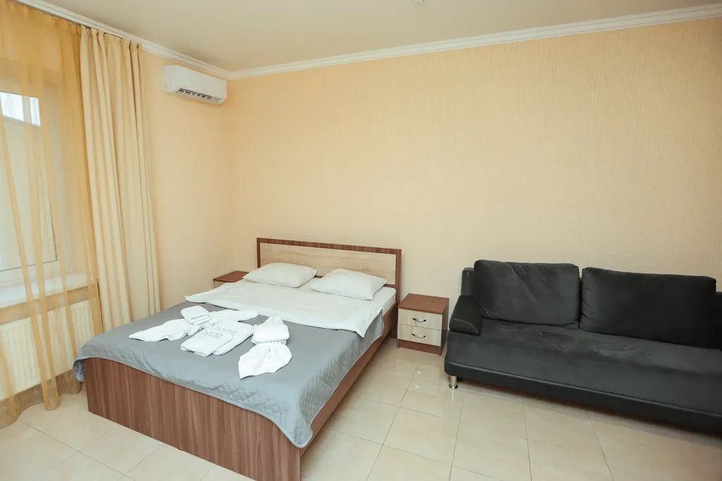 Квартира Премиум "Четырехместный" — аренда посуточно в Тюмень