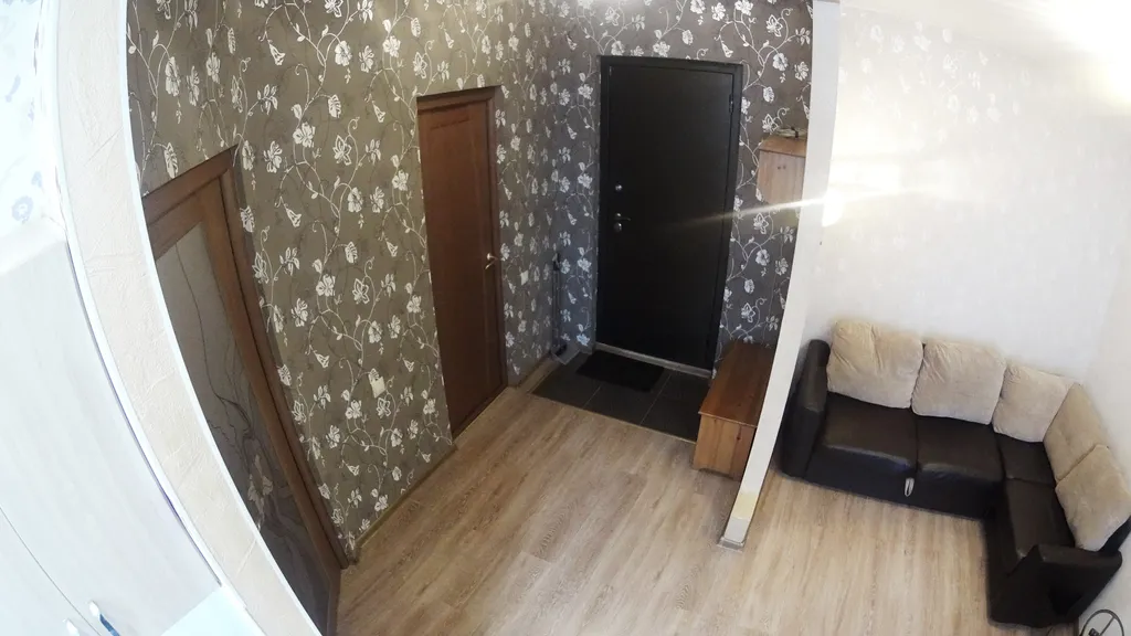 Двухкомнатная студия с хорошим ремонтом, рядом с жд вокзалом