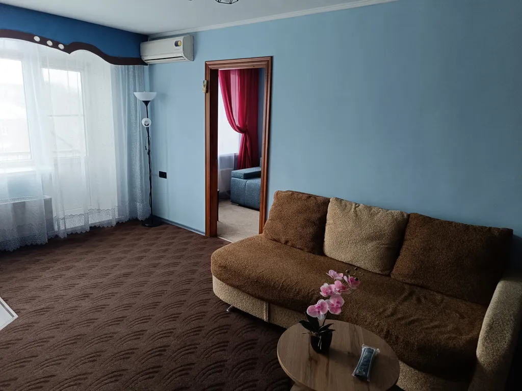 Отличная квартира с кондиционером, бойлером рядом с институтом ФСИН