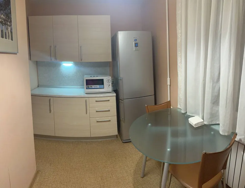 Вода 24/7, уютная квартира возле площади Ленина