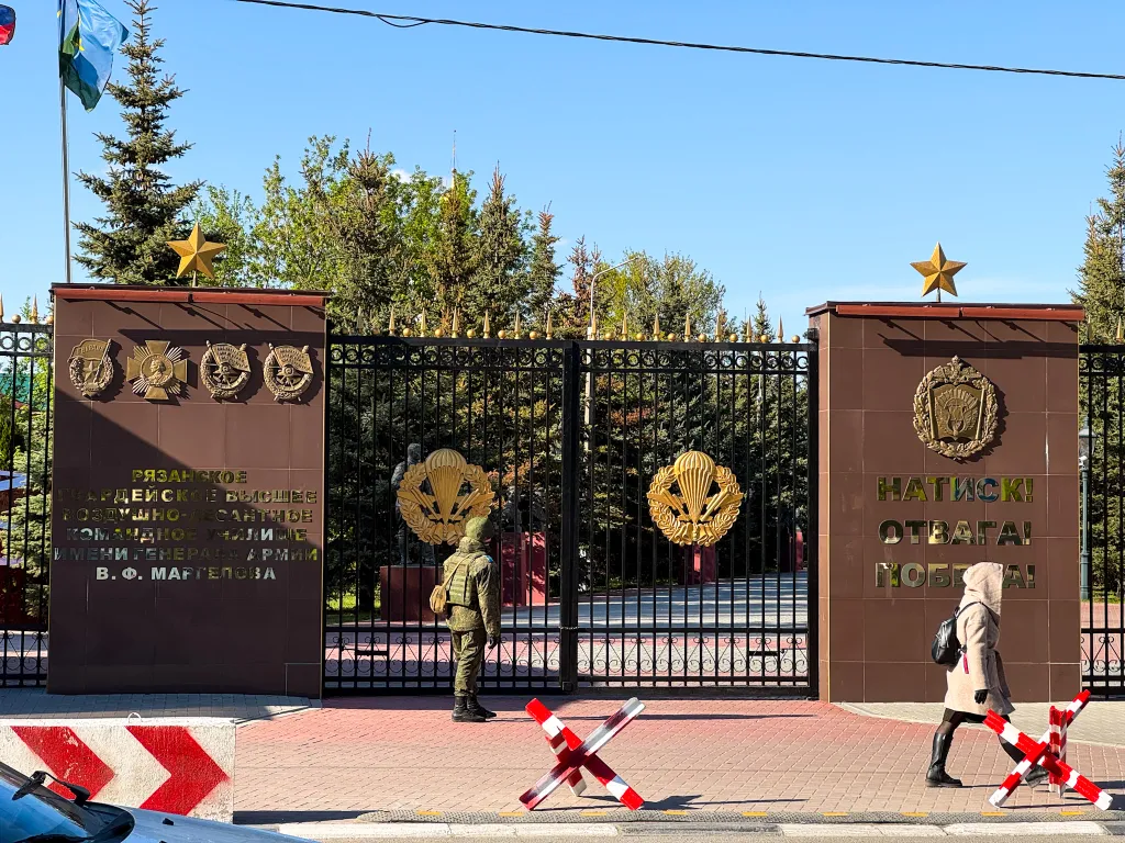 Квартира рядом с Десантным училищем