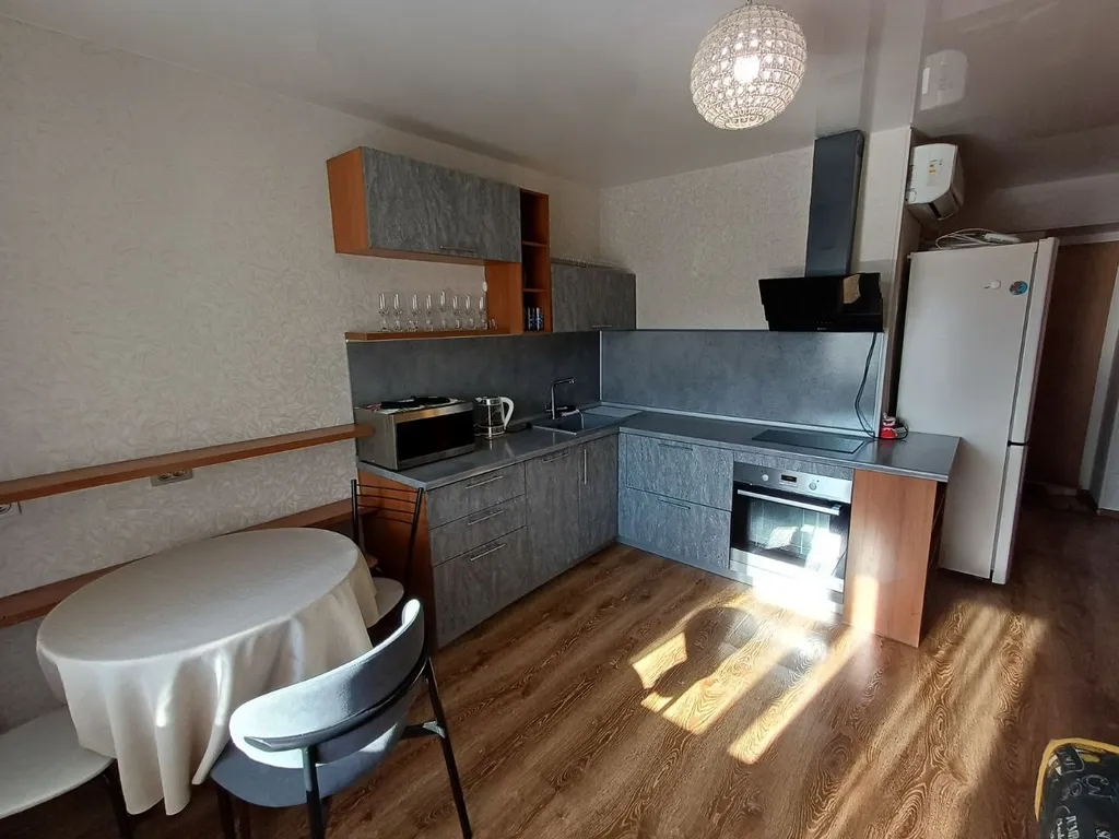 3-х комнатная квартира на Заре