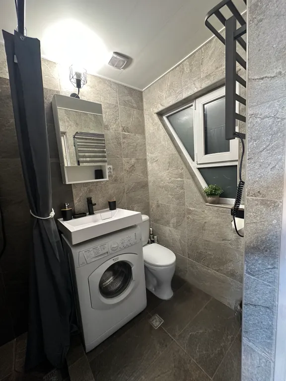 Уютный домик в тихом районе