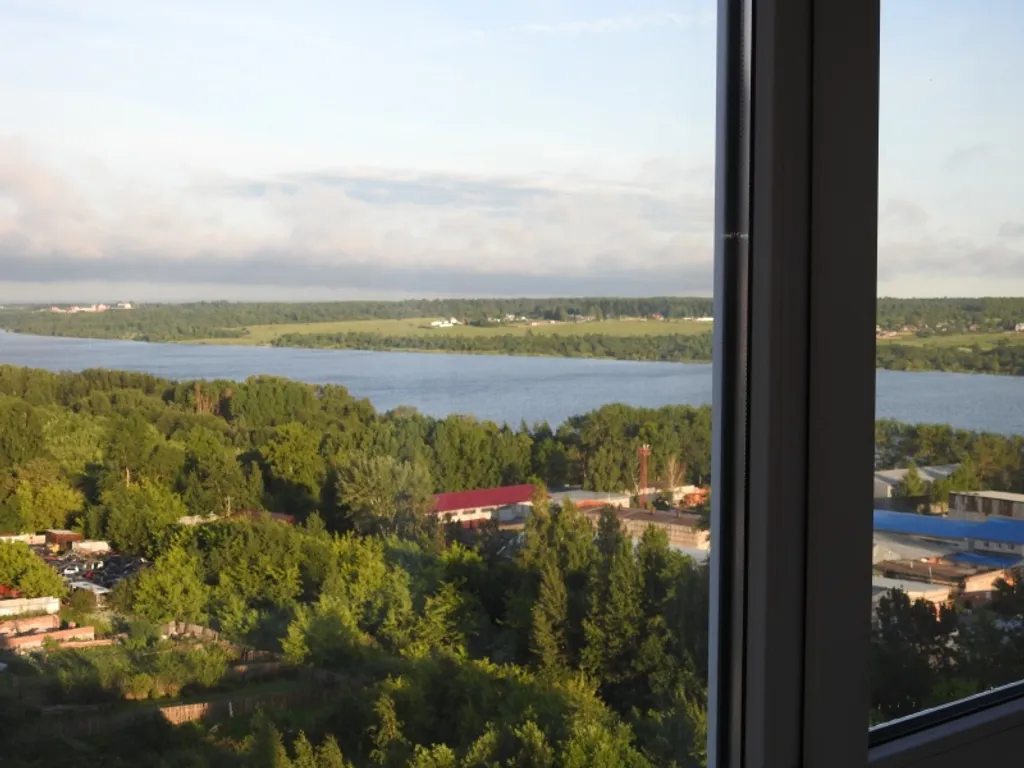 Евро Люкс с видом на реку