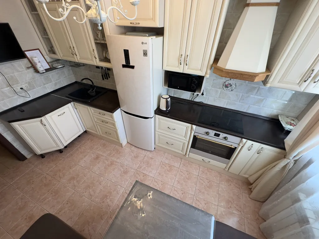 Евродвухкомнатная квартира в центре города — аренда посуточно в Серпухов