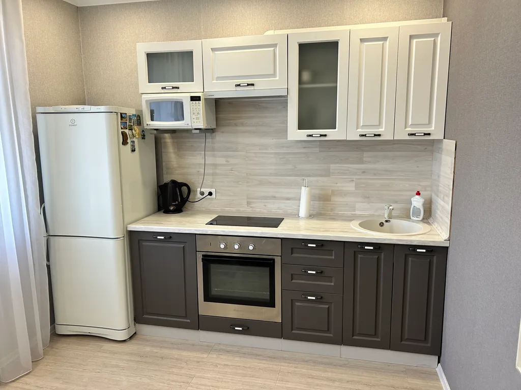 Уютная видовая квартира на последнем этаже