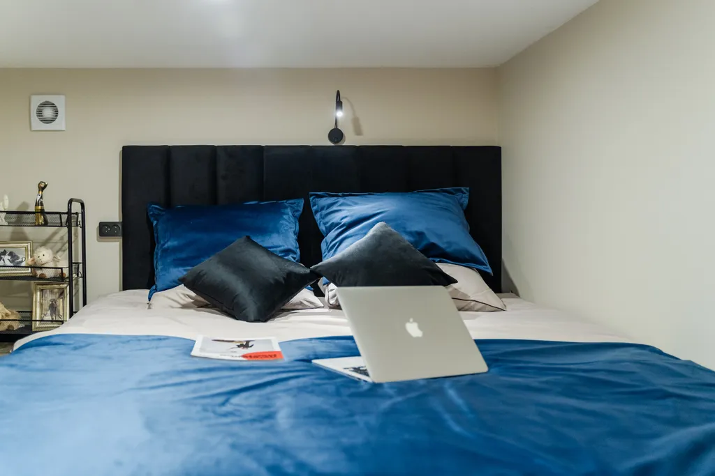 Квартира Квартира Новая студия с видом на реку Фонтанку и всем необходимым для комфорта! — Санкт-Петербург