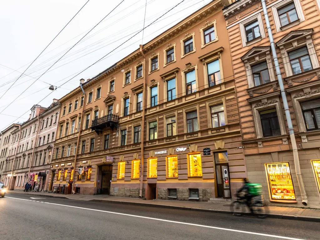 Квартира Квартира Дизайнерская студия в центре, с окнами в тихий двор! — Санкт-Петербург
