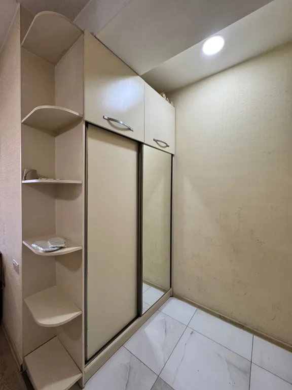 Трехкомнатная квартира у пл. Саакадзе