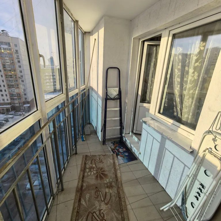 Большая 2-я квартира с отдельными 2-мя спальнями, отдельной кухней