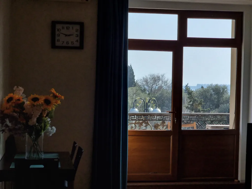 Сахиль апарт