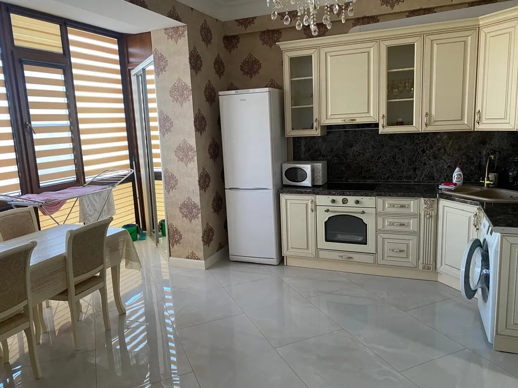 Евродвушка рядом с морем