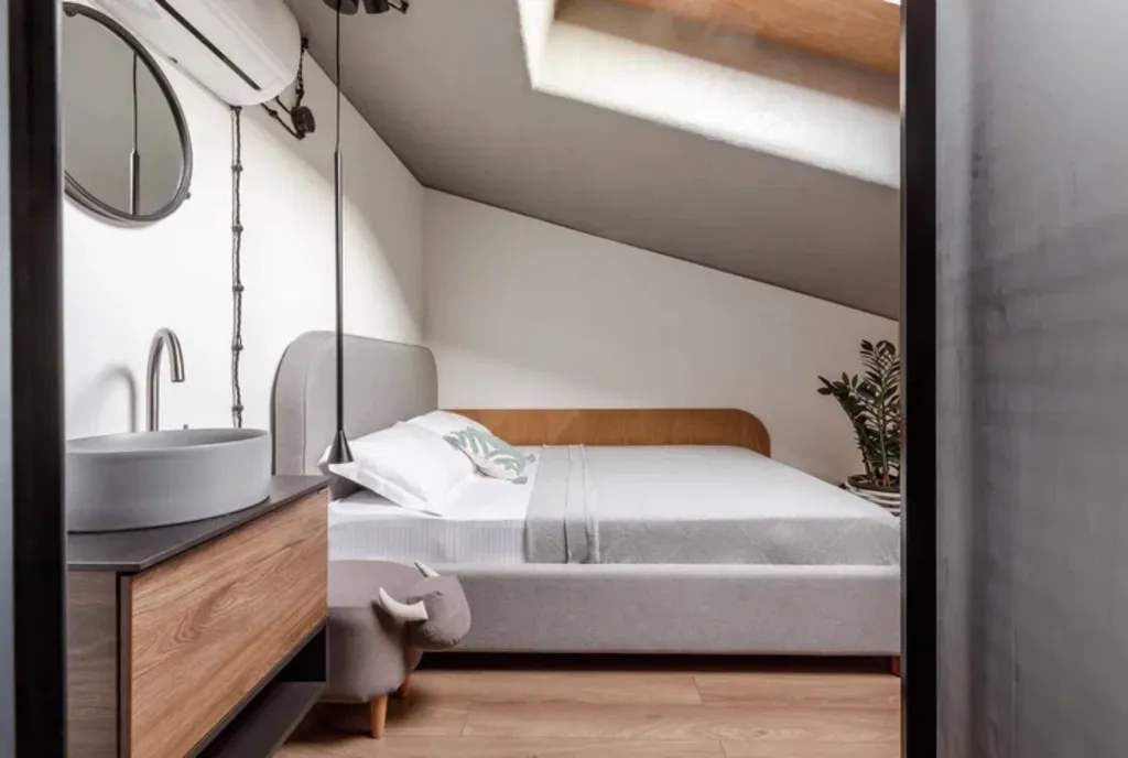 Панорамные окна с видом на гору