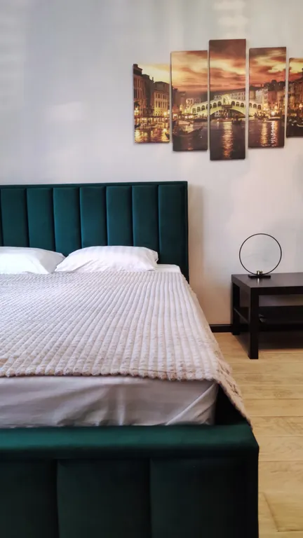 Двухкомнатная квартира в центре около Филармонии