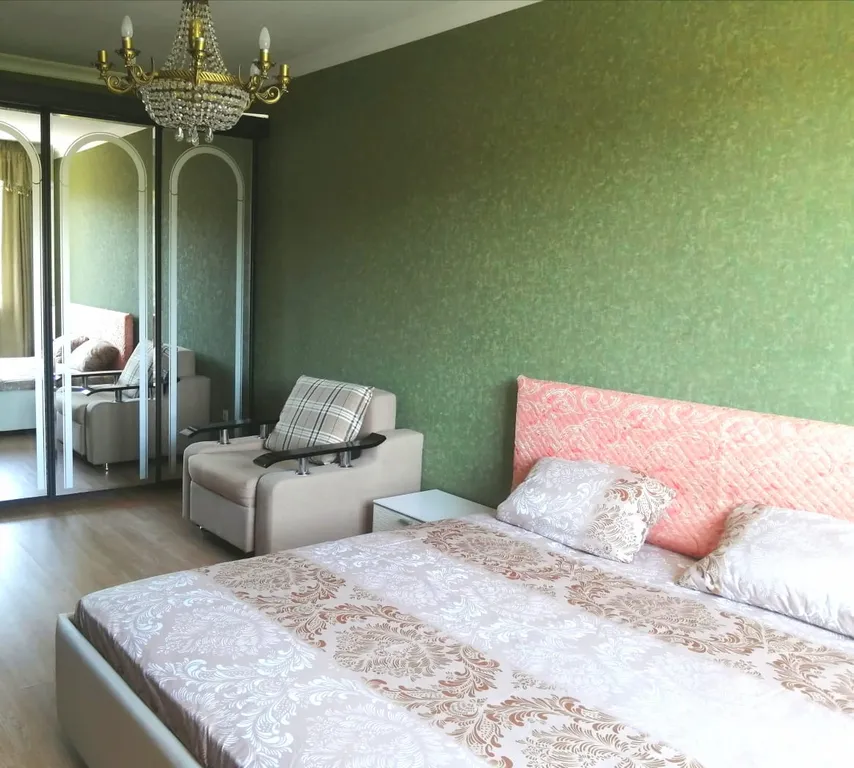 Комфортная квартира в центре — аренда посуточно в Дивноморское