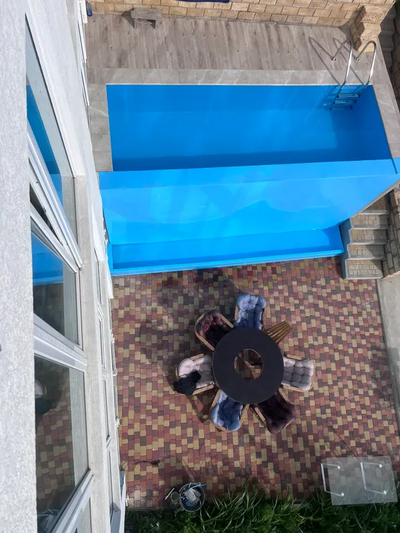 Уютный таунхауз с бассейном и зоной отдыха