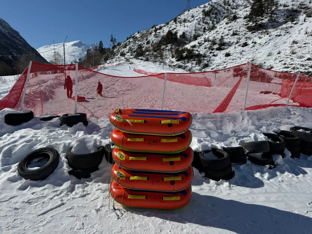 Дом с видом на лес, горы