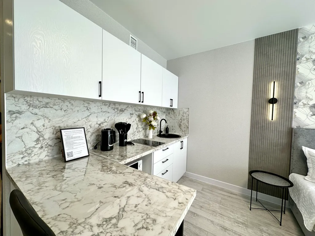 Студия с красивым видом на реку Свияга и набережную