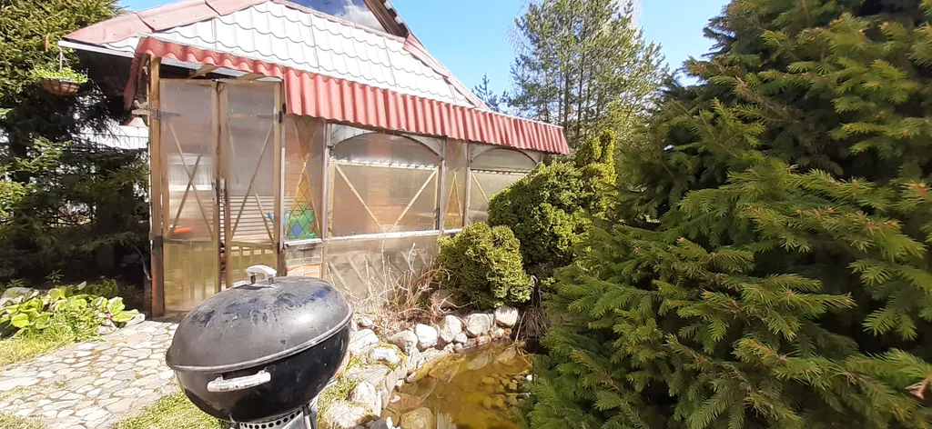 Стильный просторный таун-хаус, с сауной и гриль домиком на лужайке