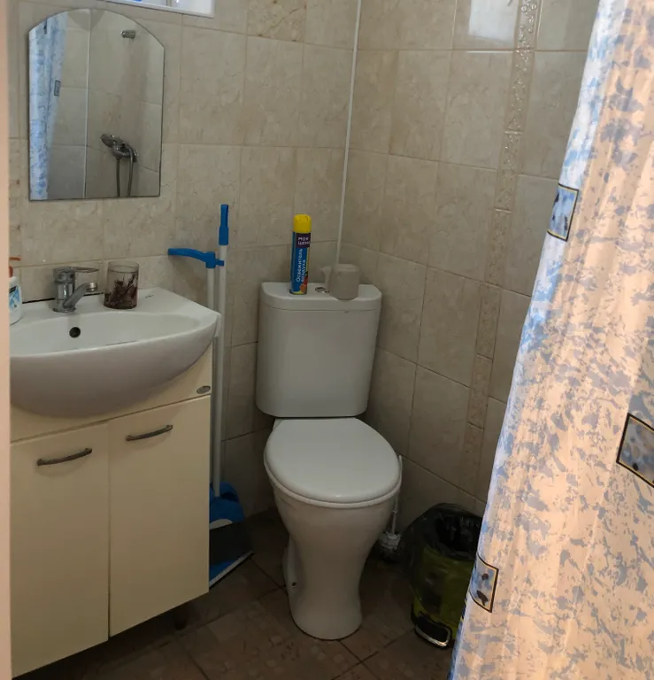 Номер на троих со всеми удобствами