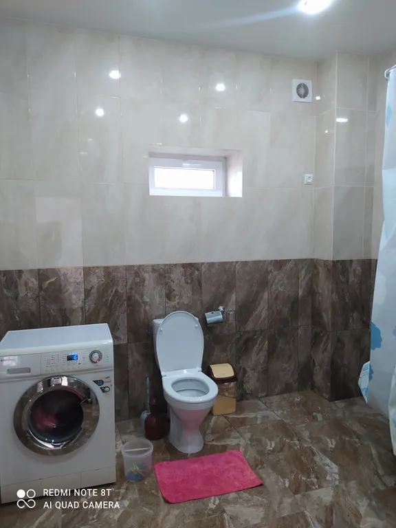 Дом у берега