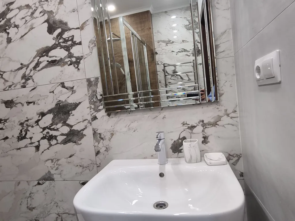 Aпаpтaмeнт люкс c баcсейном и теpрaсой нa набеpeжной