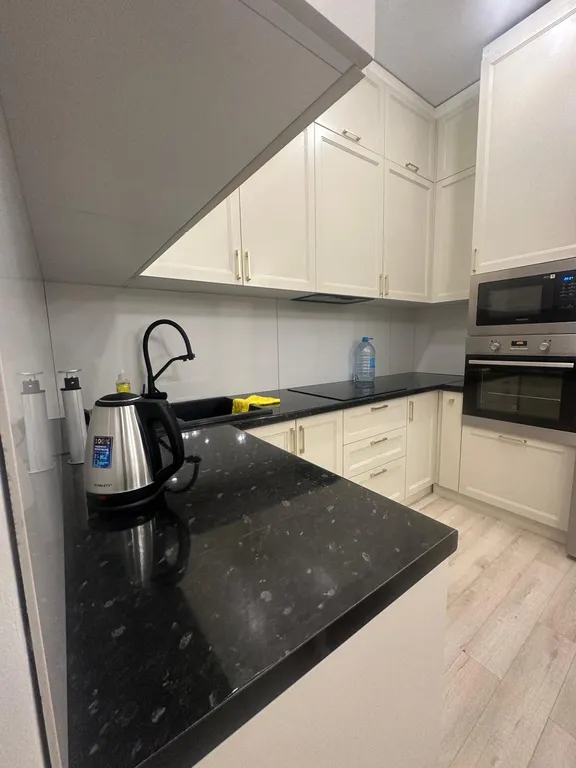 4-комнатная Квартира