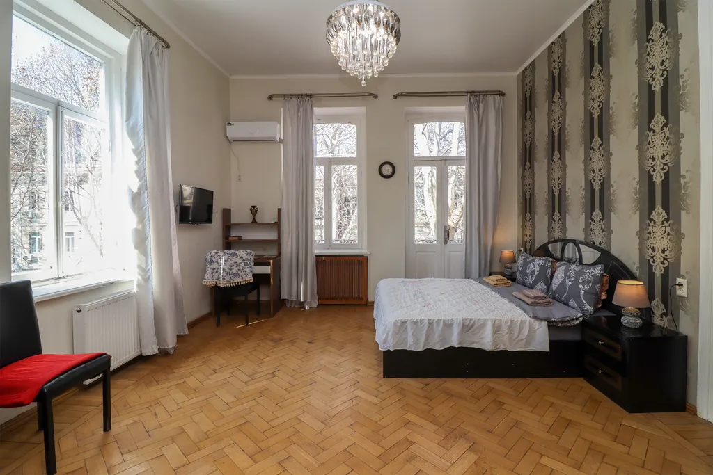 Уютная квартира в центре города — аренда посуточно в Тбилиси