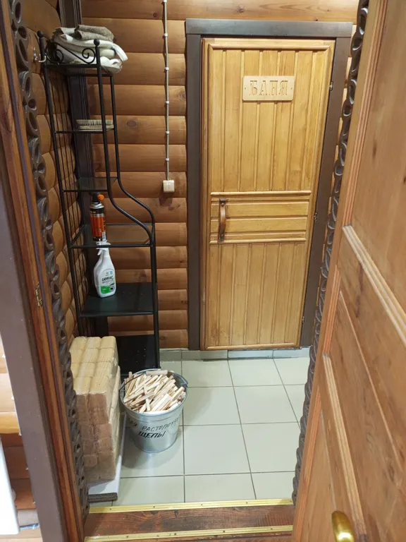 Дом с бесплатной баней на 1 линии от реки