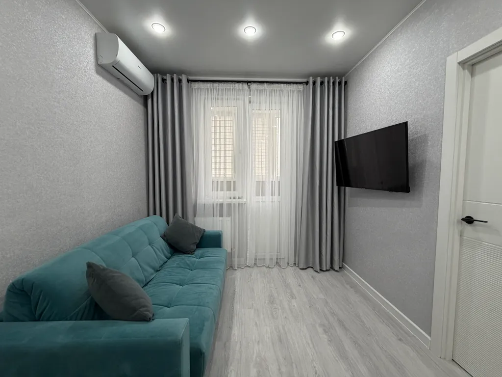 Квартира Современная квартира возле Баскет-Холл — Краснодар