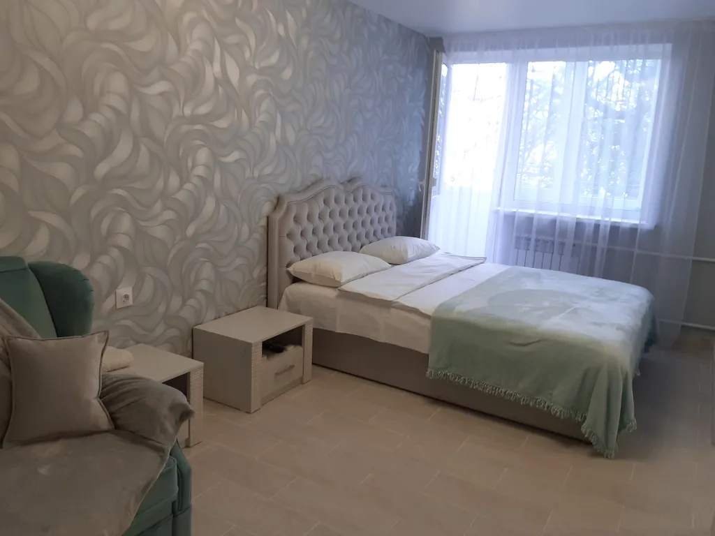 Уютная однокомнатная квартира в центре — аренда посуточно в Севастополь