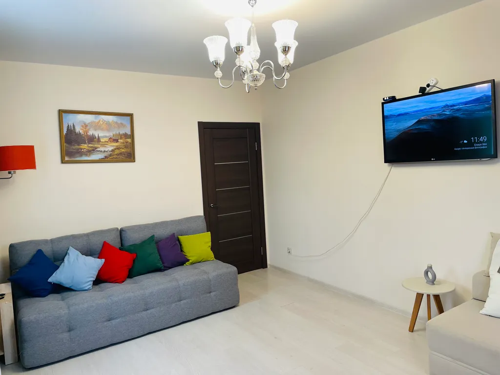 Полноценная двухкомнатная квартира с видом на платоновский парк