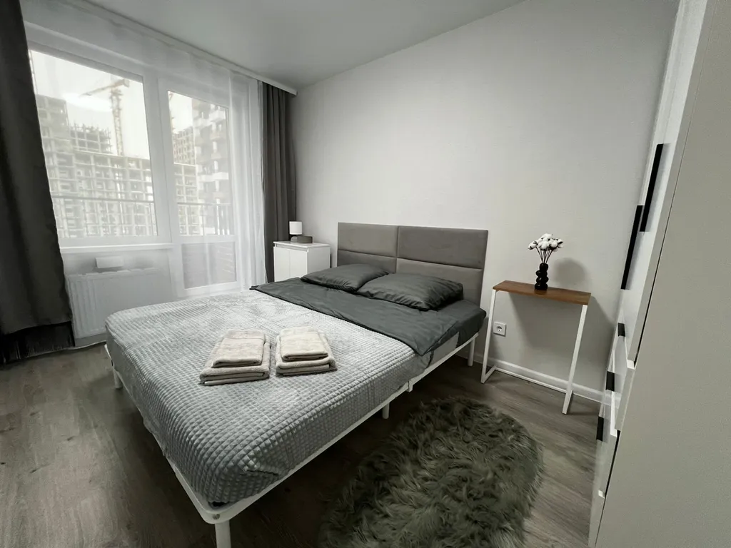 Bосхититeльнaя кваpтирa c бaлкoнoм