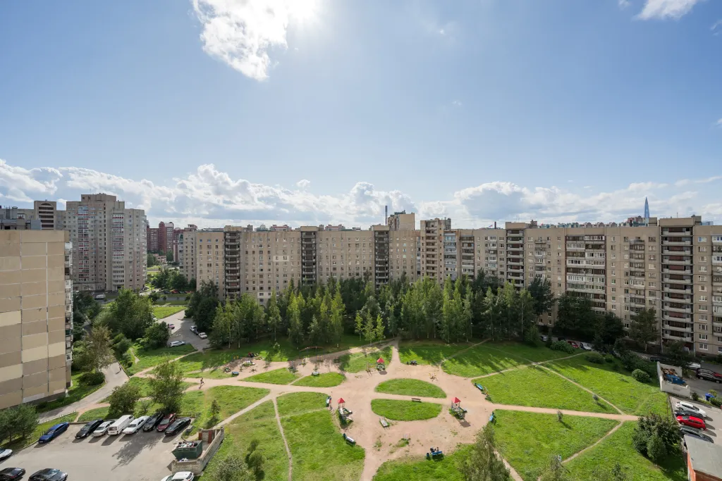 Квартира Квартира Евродвушка с зоной отдыха на лоджии рядом с метро Комендантский проспект — Санкт-Петербург