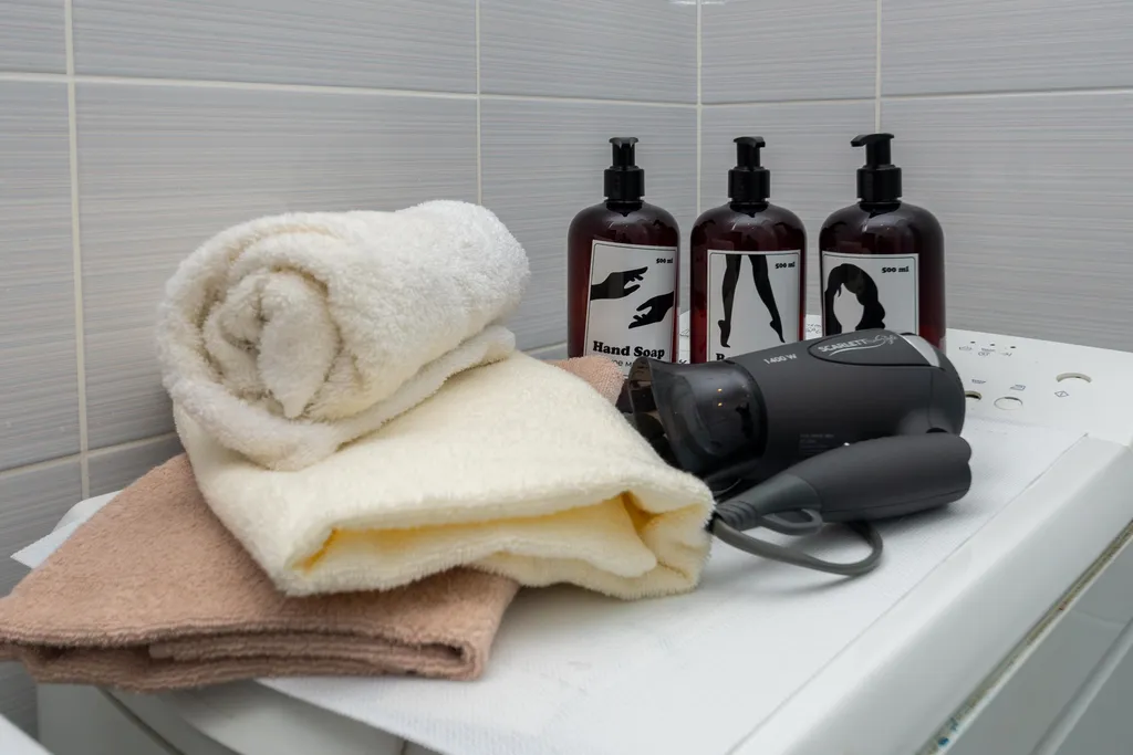 Квартира Улучшенная студия — Тюмень