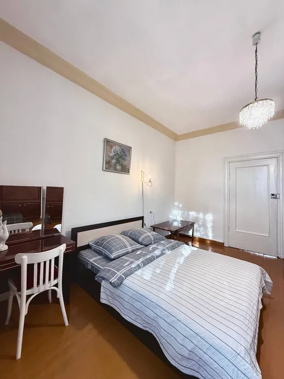 Ретро-трешка в центре города