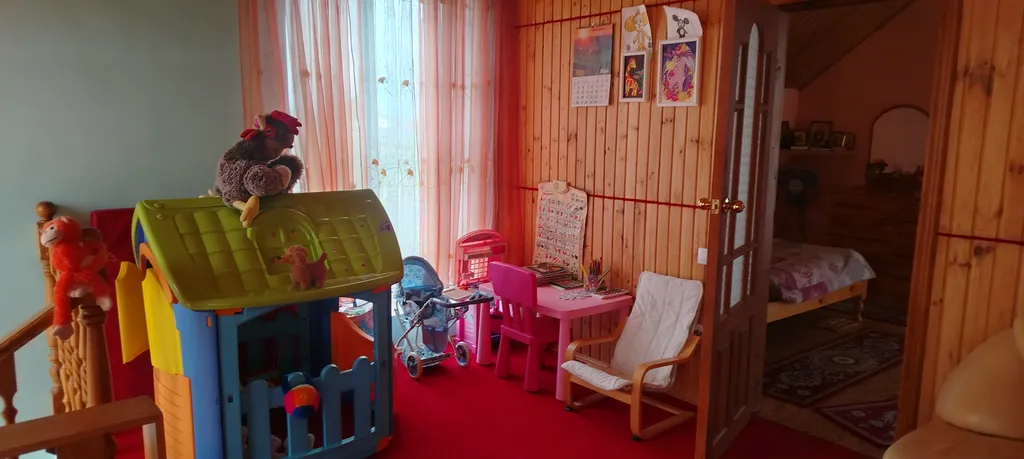 Гостевой дом Панорама на набережной реки Вичкинза с видом на Храм