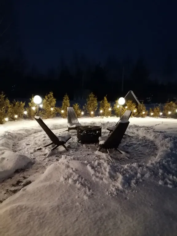 Романтический отдых в доме на границе с лесом